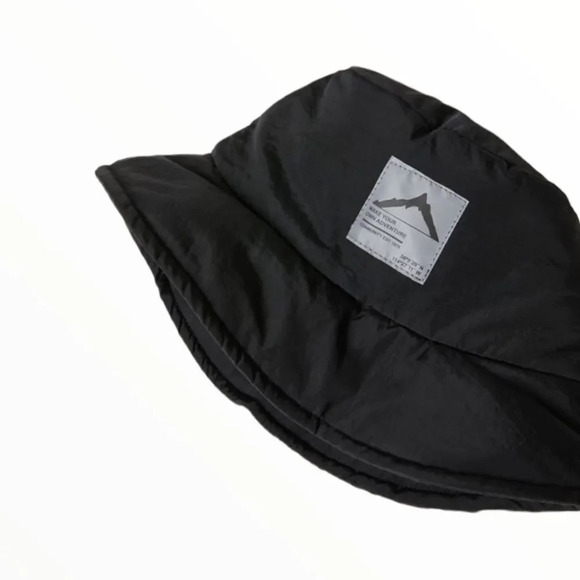 ZARA | Black | PADDED REFLECTIVE BUCKET HAT - Picture 2 of 6